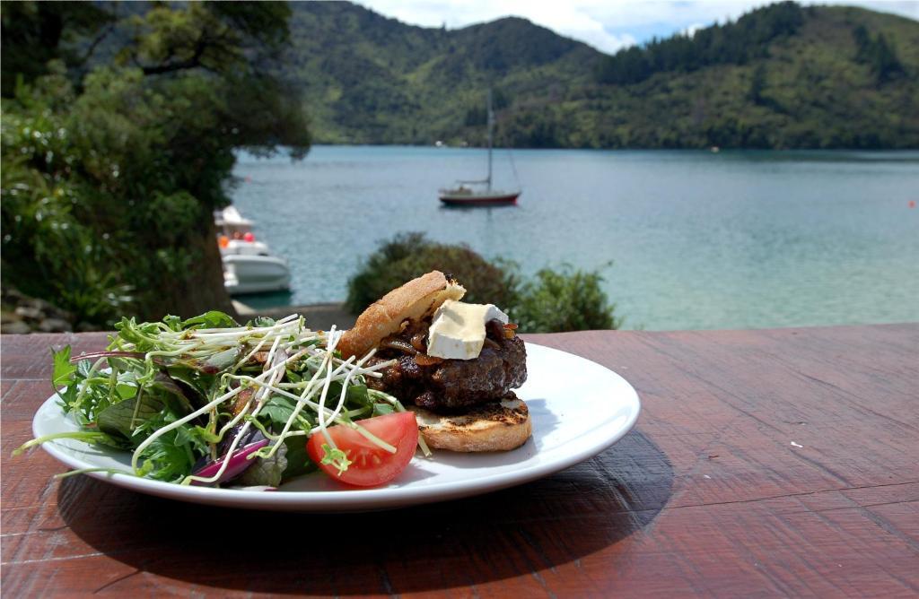 Lochmara Lodge - 20Mins By Boat From Picton Lochmara Bay Bagian luar foto